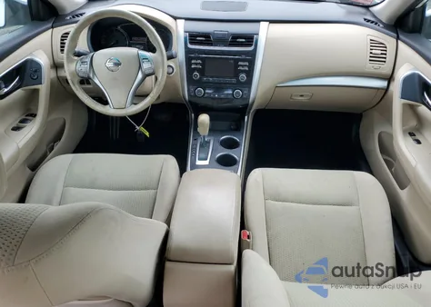 2015 Nissan Altima 2.5 из США, поврежденный, VIN 1N4AL3AP1FC445840